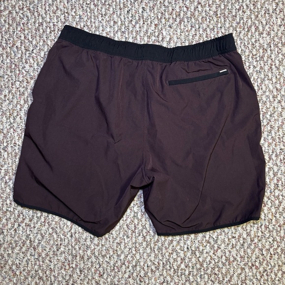 Vuori Banks Athletic Shorts 7" Men's Size XXL Dark Maroon Athletic Workout Gym - Picture 7 of 11
